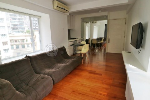 Midland Court Mid Levels West Apartment For Rent