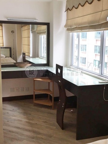 Tim Po Court Mid Levels West Apartment For Rent